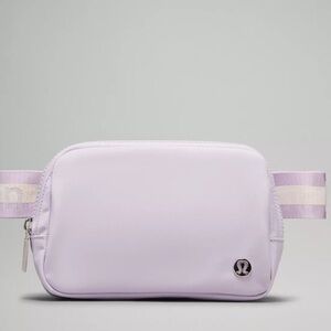 Lululemon Everywhere Belt Bag